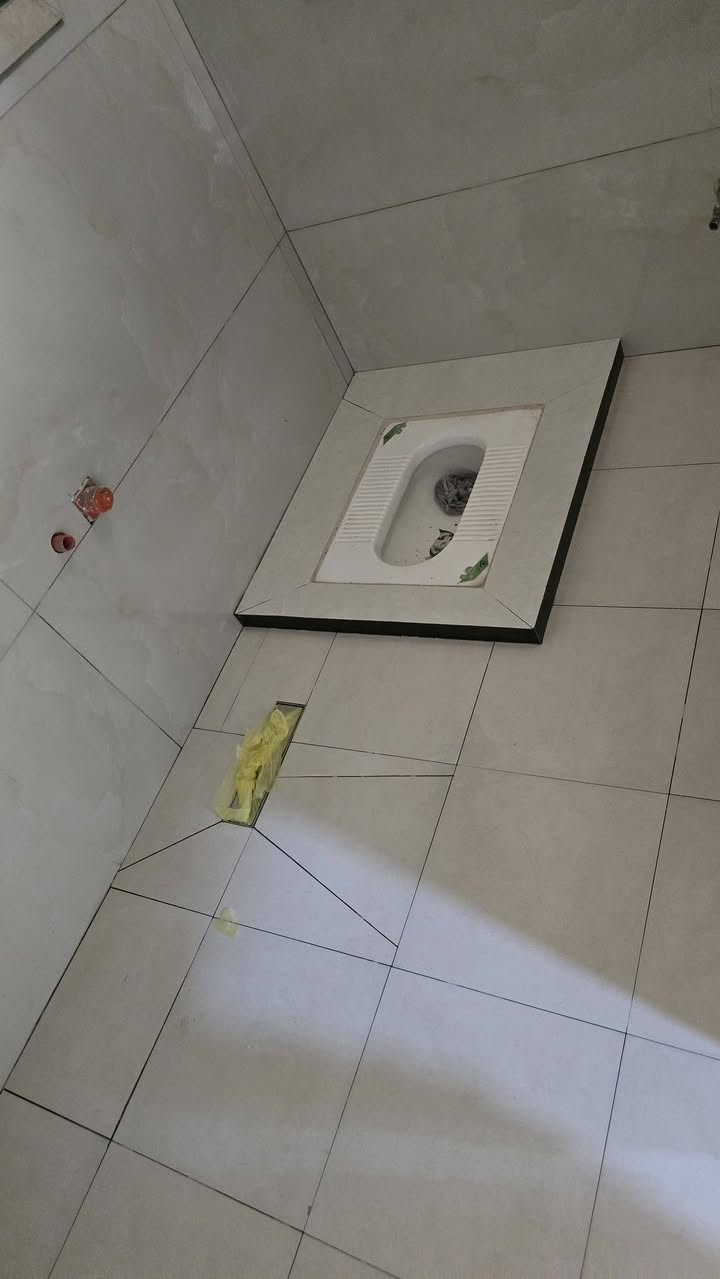 متفرق حاليا لكافه اعمال السيراميك ولبرسلاين الرفوف ولديكوارات
ولمغاسل شرط فول  باقي العمل داخل الحساب
لتواصل ***********  وتساب
