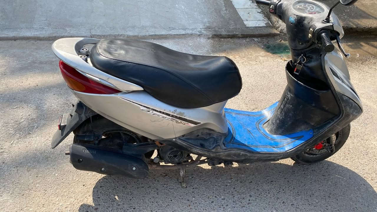 دراجه بريز للبيع محرك بلادي كهربائيات بلادي سلف هندر شغال العنوان بغداد الدوره السعر ٦٠٠ الف و بيها مجال بسيط للاستفسار ***********
