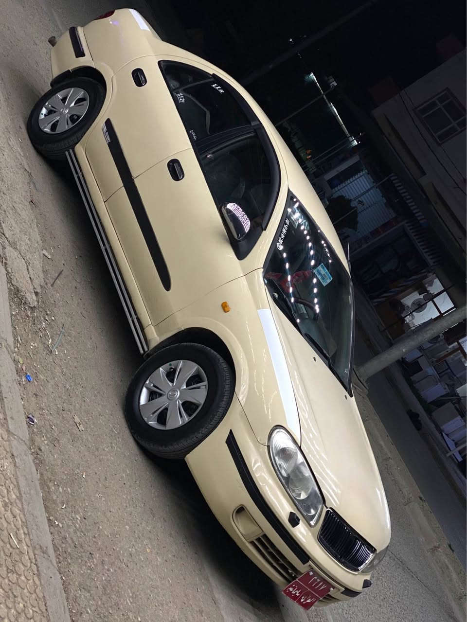 ﷽ 
نیسان سەنی تەکسی ٢٠٠١ یابانی عەصڵ
ڕەقەم عەصڵ چوار ڕەقەمی مەکینەی بیلادی 
لێدراو و دەعم و تەنانەت قرچی نییە پێش و پشتی کەپسە 
ناوی لۆک ماوەتەوە داژبڵ و سقف و بەرە دەرگای لۆکە سەنەوی تا ۲٠۲۷ تازەیە لۆگۆی بۆ کراوە بێ کێشە
کلاجی تازە چوار تایەی و سپێری تازەیە پاتری تازەیە
 کامل جوانکاری و شاشە و کامێرای بۆ دانراوە 
تەبرید سارد و گەرم بە شەرت دینارێ مەسرەفی نییە
سعری فرۆشتنی ۹۳$گەڵایە 
93$

*********** السليمانية, العراق
