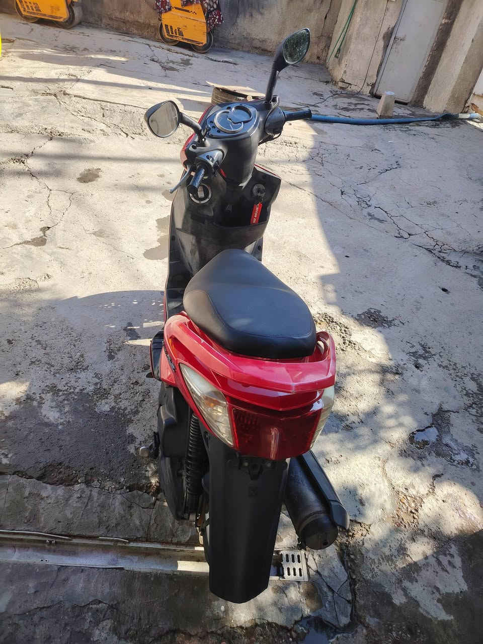 السلام عليكم للبيع أو مراوس بسكنس لد
فحل نوزل خطين قبق نفخ استاند حساس نكره سلف كهربائيات كوله شغاله شلعه ومعدل فول محرك بلادي خرسه الدراجه كهربائيات ادامها عامه لون احمر مميز السعر 950 الف وبيه مجال بسيط مكاني بل اعظميه نهايه شارع عمر ***********
