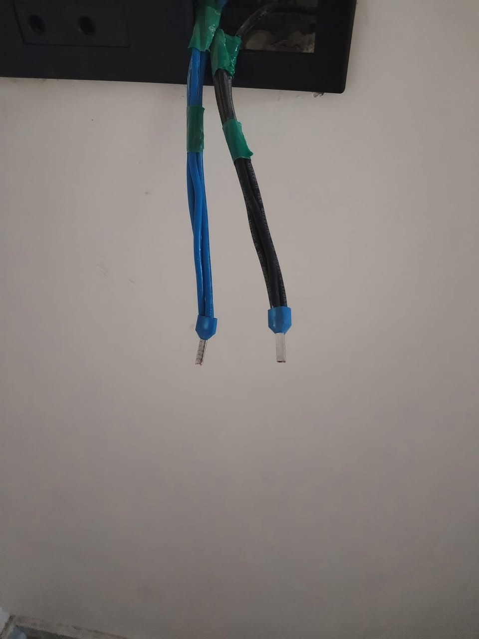 ⚡️مستعدون لكافة التأسيسات الكهرباء⚡️
🔹 صيانة عامة للمنازل والمحلات⚡️⚡️
🔹  ‏بوري او سيمنز🔨🦺
🔹 عمل درجه اولى وبأسعار مناسبه وتنافسيه
🔹  تنظيم بورد كهرباء حسب الطلب ⚡️🪛
🔹 دقه،سرعه⚒  
📲 للتواصل : [***********]
📍بغداد 
🔹 المهندس علي 

#كهرباء
#بوردات_سيطره
#سيمنز #بوري
#ـأسيس_كهرباء #كهربائي #ats
