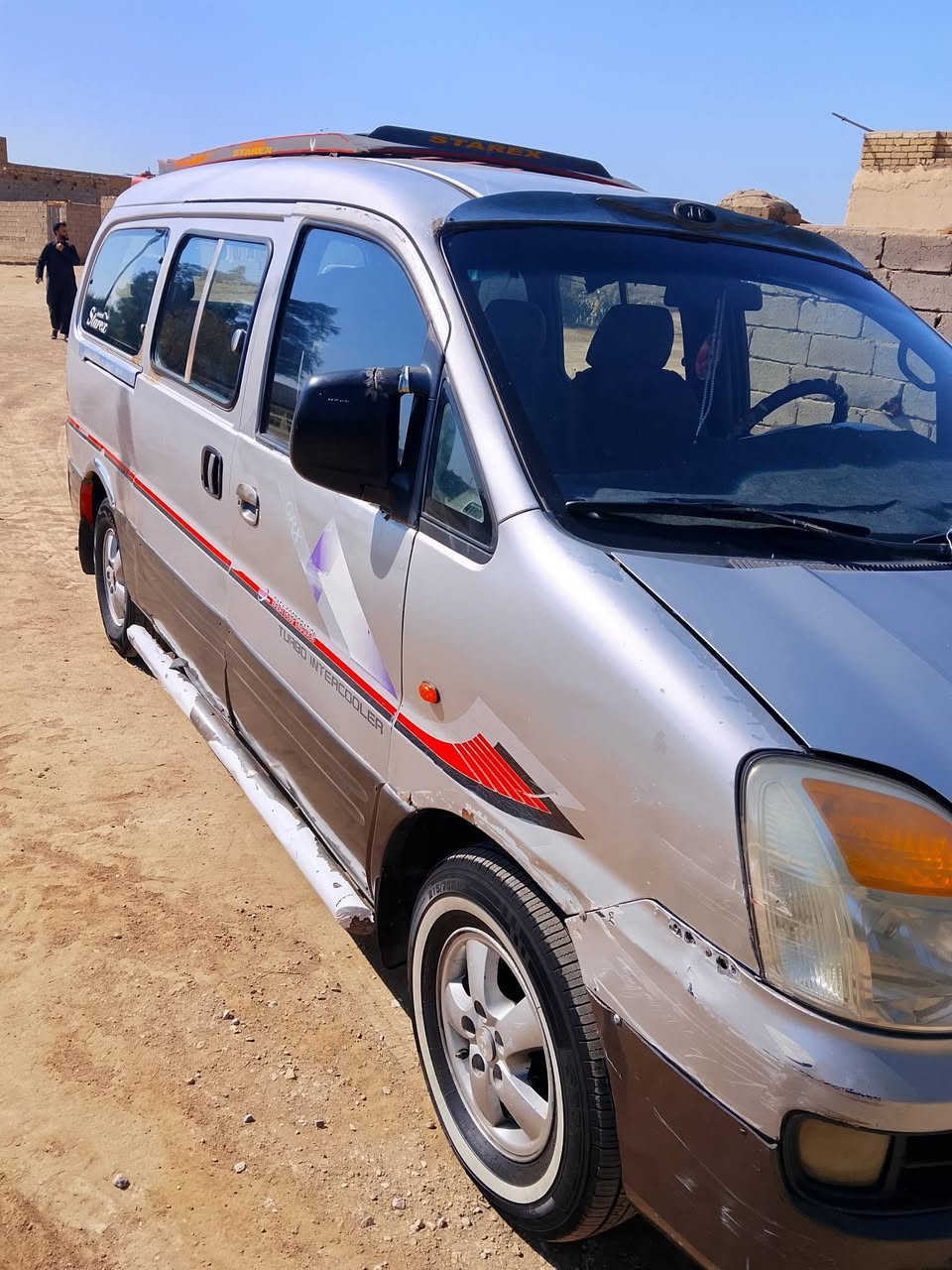 سلام عليكم ستاركس 2007 رقمي صدمي بصره سكن ديوانيه سياره جاهزه من كشر من غرفه من مكينه  السعر 65 وبيه مجال الاتصال ع رقم ***********
