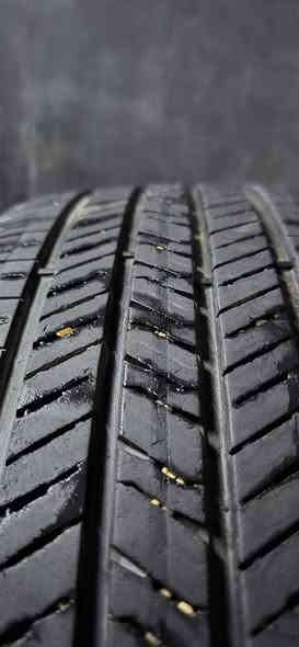 ويل تك ١٦ للبيع حجم ٢٠٥/٦٥/١٦ قيم واخذ الشراي يتصل ***********
