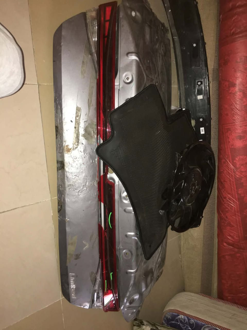 قبق جنطه للبيع امريكي اصلي فقط مسطره حادث مصلح  مع لد للبيع ***********
