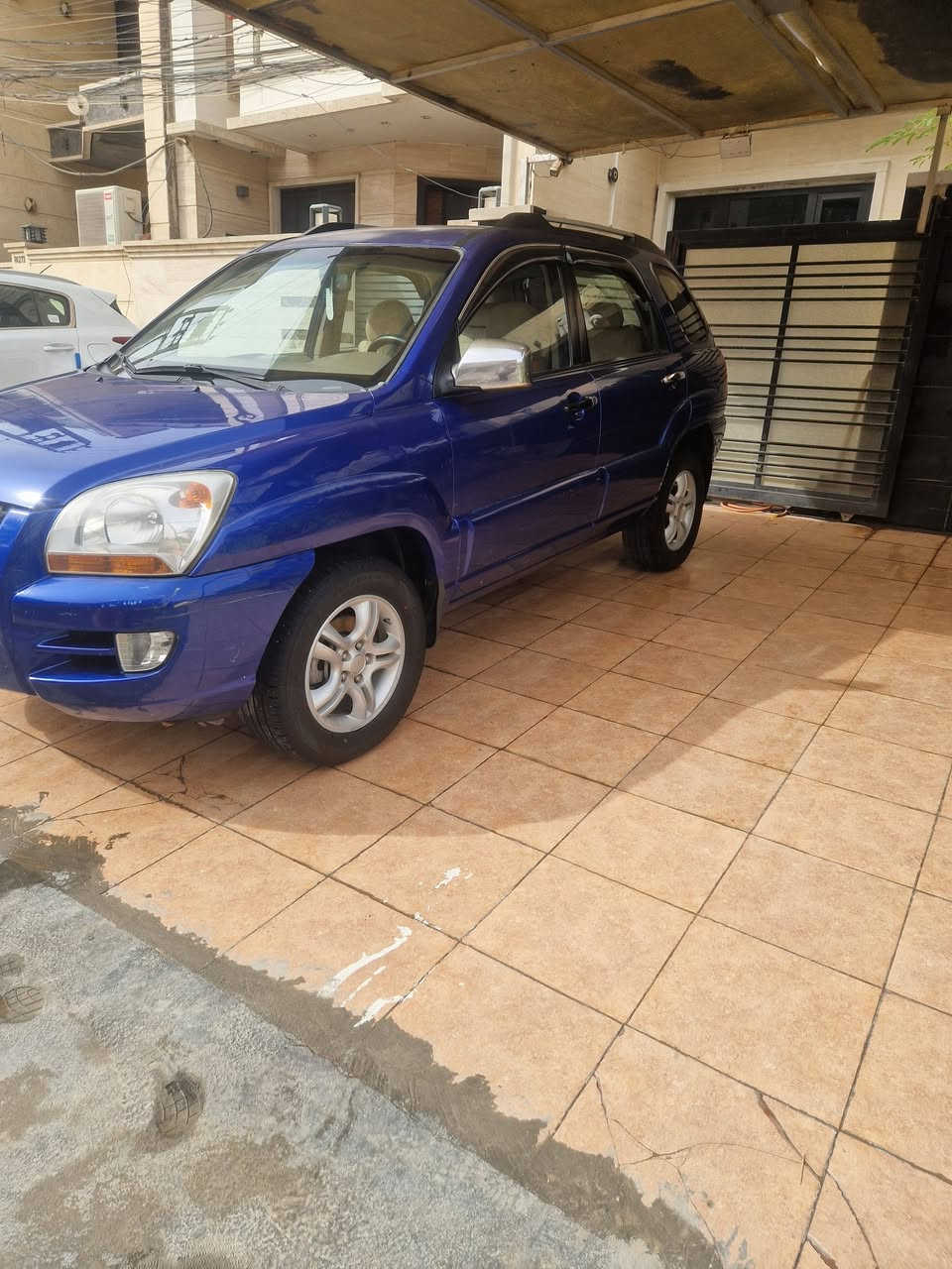 سبورتج 2008 لون مميز
خليجي
داخل لون بيج
مكفوله من الصبغ
صبغ فقط دعاميه اماميه
يوجد سونر
مكفوله من كلشي
ناعمه بالمشي وكلشي بلادي
صدره ١٠٠% نظيفه جدا جدا
متصرف دينار
محرك نظيف ٢٠٠٠ دوش
ماشيه ١٦٥ دك جرس
سياره متعبانه بالعكس اصليه وعبالك موديل حديث
بارد مابيه
فقط شخوط في اماكن مختلفه
تروح بالبولش
تخم تاير
مسجل بلاد
السعر 115
العنوان بغداد الكرخ العامريه
***********
***********
