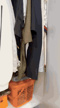 للبيع كنتور أربع بيبان شغل قوي وجودة عاليه مابي اي عيب سبب البيع (تبديل) جاهز للتسليم مع سعر مناسب 300 للاتصال (***********)
