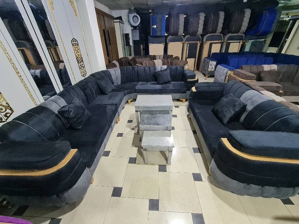 عرض المميز🥰🤩
 مليونين و٦٠٠ مع هدبة طقم طاولات ثلاثي يابلاش🥰🥰🥰يوجد توصيل ماجور
لتواصل!0938456426 📞
طقم كنب مميز منعنا موديل فازة جديد ومميز قماش مخمل 😉مصنوع من خشب الشوح😇سماكه 2😉ارجل لوكنز
😍طقم بطراحة متحركة وسحاب  ..طقم ٨ اشخاص  تلت ثنائيات ومفرده وزاويه سماكه السفنج 12سم👌قماش قابل للازاله والغسيل 🥰
يحتوي صندوق عمق ١٥سم 😉
توصيل ماجور ضمن الشام والارياف


**إذا كنت صاحب هذا الإعلان وتريد حذفه لأي سبب، رجاءا أرسل رسالة إلى الدعم الفني**