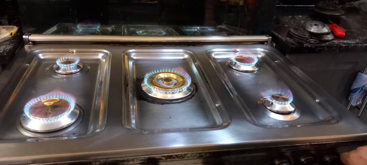 #***********السلام عليكم يقدم لكم ابو عباس الصيانه الطباخات
في جميع مناطق بغداد  وفي المجمعات نتصلو ودللو
