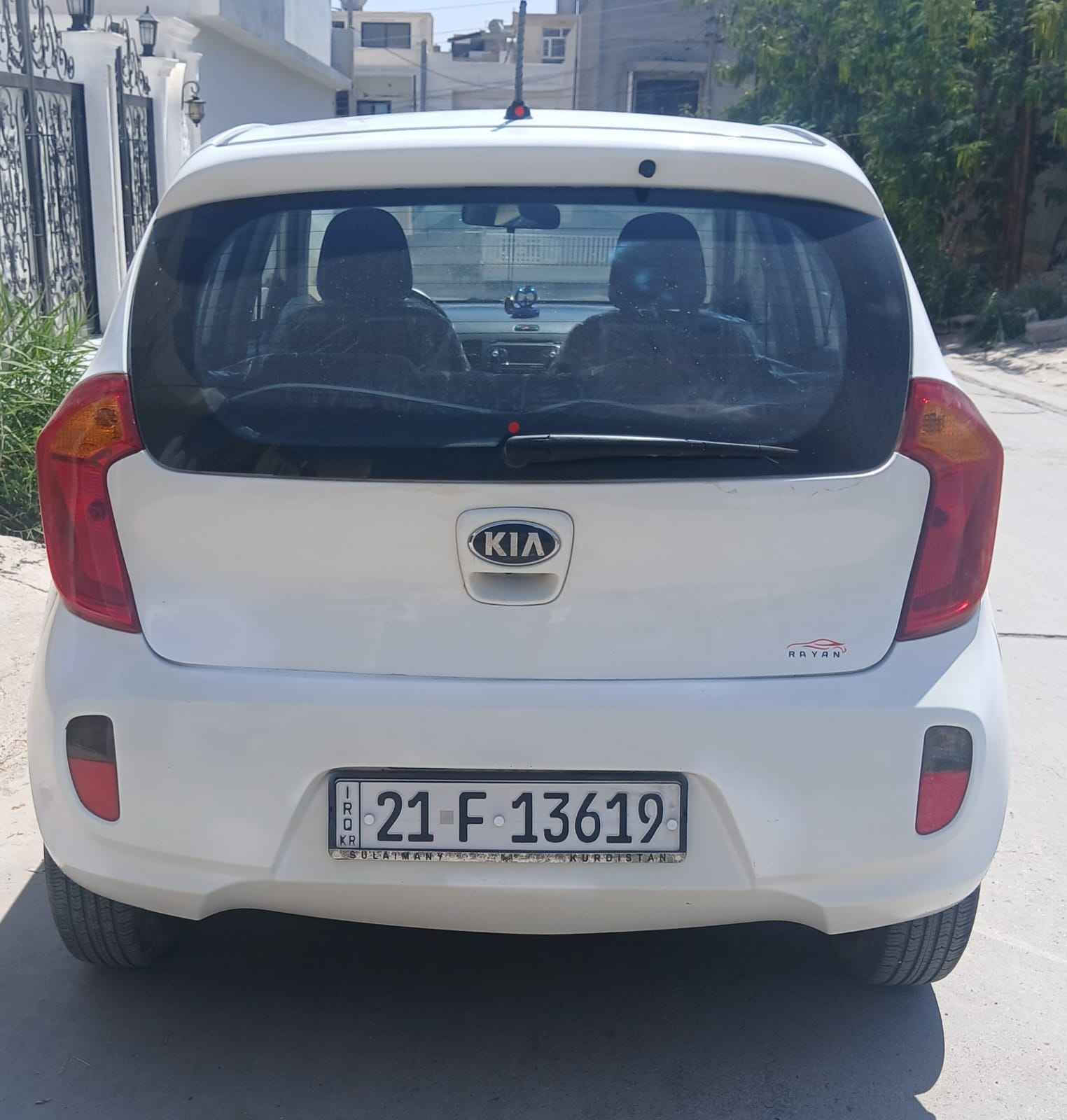 <<  كيابيكانتو >>    KIA شكل جديد نفخ 
ابودمار..موديل سيارة [[ 2013 ]] والسيارة ماشية (( 84 )) فقط الف كيلومتر حقيقي علوضع الشركة.
-أتصال علرقم//***********
-مكان سيارة كركوك.
-سعر السيارة (( 81 )) ورقة وبي مجال.
- المنشأة السيارة صناعة كوري. 
 -رقم سليمانية دولي جديد وسنوية مجدد لحد 2030 شرط التحويل.
-مواصفات السيارة وارد خليج...كير أوتوماتيك.. مكينة اربعة سلندر المرغوب مامفتوح علبلاد...تبريدثلج..وتدفئة..سويج جداحة عدد×٢ قفل مركزي سنترلوك...كشنات نصف جلد بلاد...داخل ابسيارة مطعم مشمشي...ويل كروم حجم اطارات١٤ جديد...مانع ضباب..جامات كهرباء..مرايات كهرباء...تحكمات طرفين بلستيرن..بلوثوث..اواكس...ستوب لايت..يدات نيكل...مرايات شفط...يو بي أس...جنح علصندوق بلادي...وكشن جك...أسبير جوكر علشركة...دوسات سبورت بلاد. كركوك, العراق
