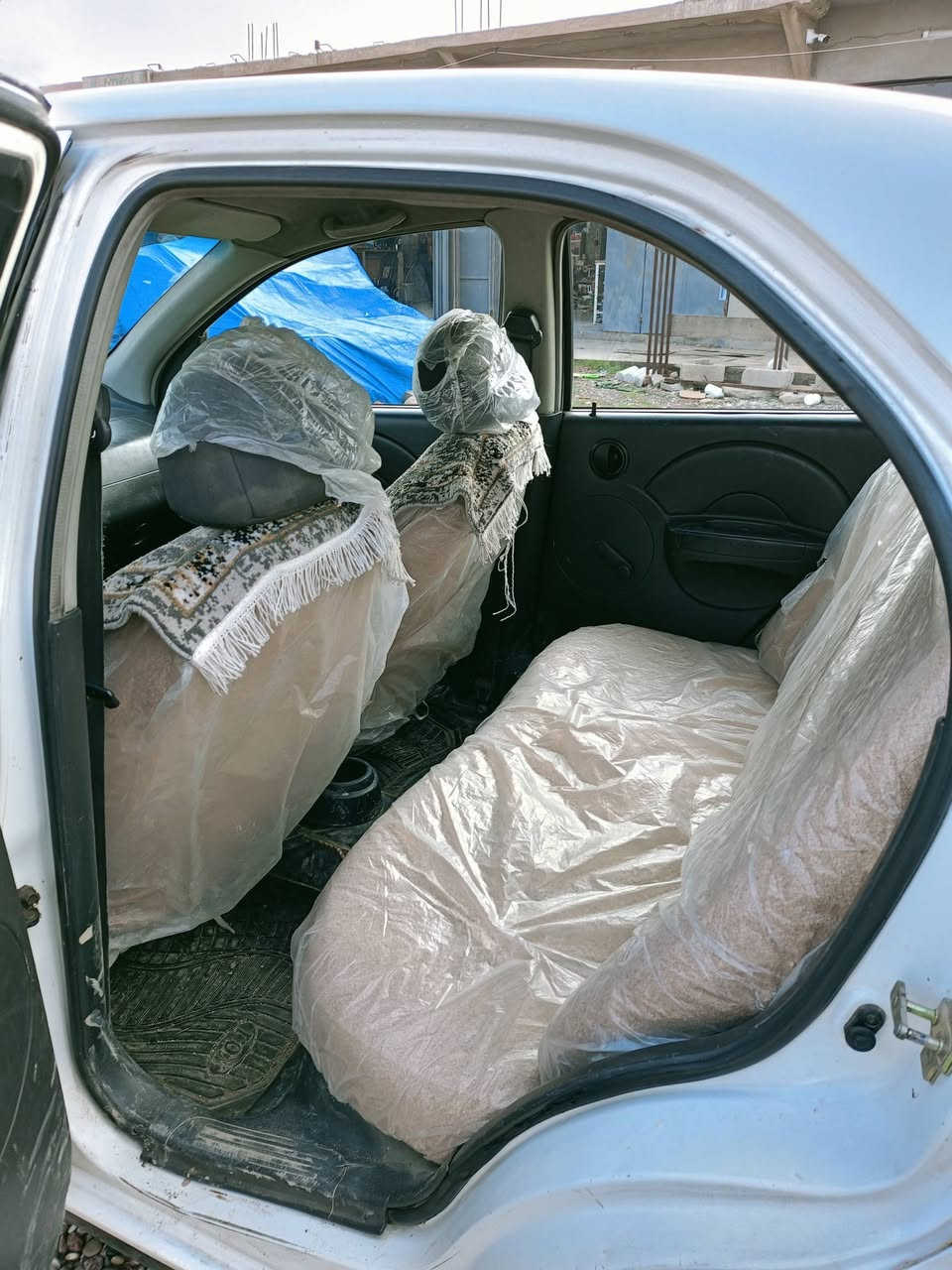 السلام عليكم
افيو 2006للبيع
كير محرك شرط
تاير طخم جديد
صدر جديد
سنويه ل2029
شرط الوكاله والتحويل
هزه جديده 
***********
