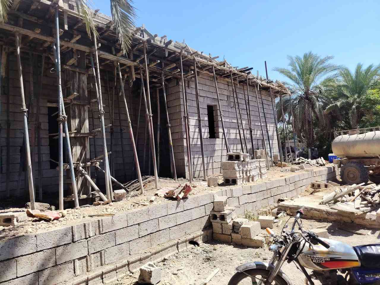 خشب للبيع مساحة ٣٠٠متر +٣٠٠جك للاستفسار الاتصال على الرقم ***********
