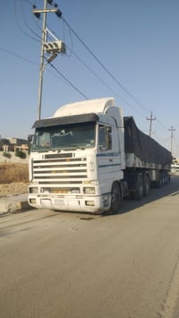 للبيع سًكًاًنًيهً ٤٣سنكل مثبته بودي أربع محاور مع عربانه تريله عراق أر...
