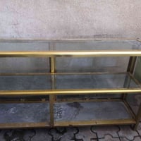 ميز جام  العرض2   الارتفاع 1.5 40 وبي مجال  حي العامل    07802779600