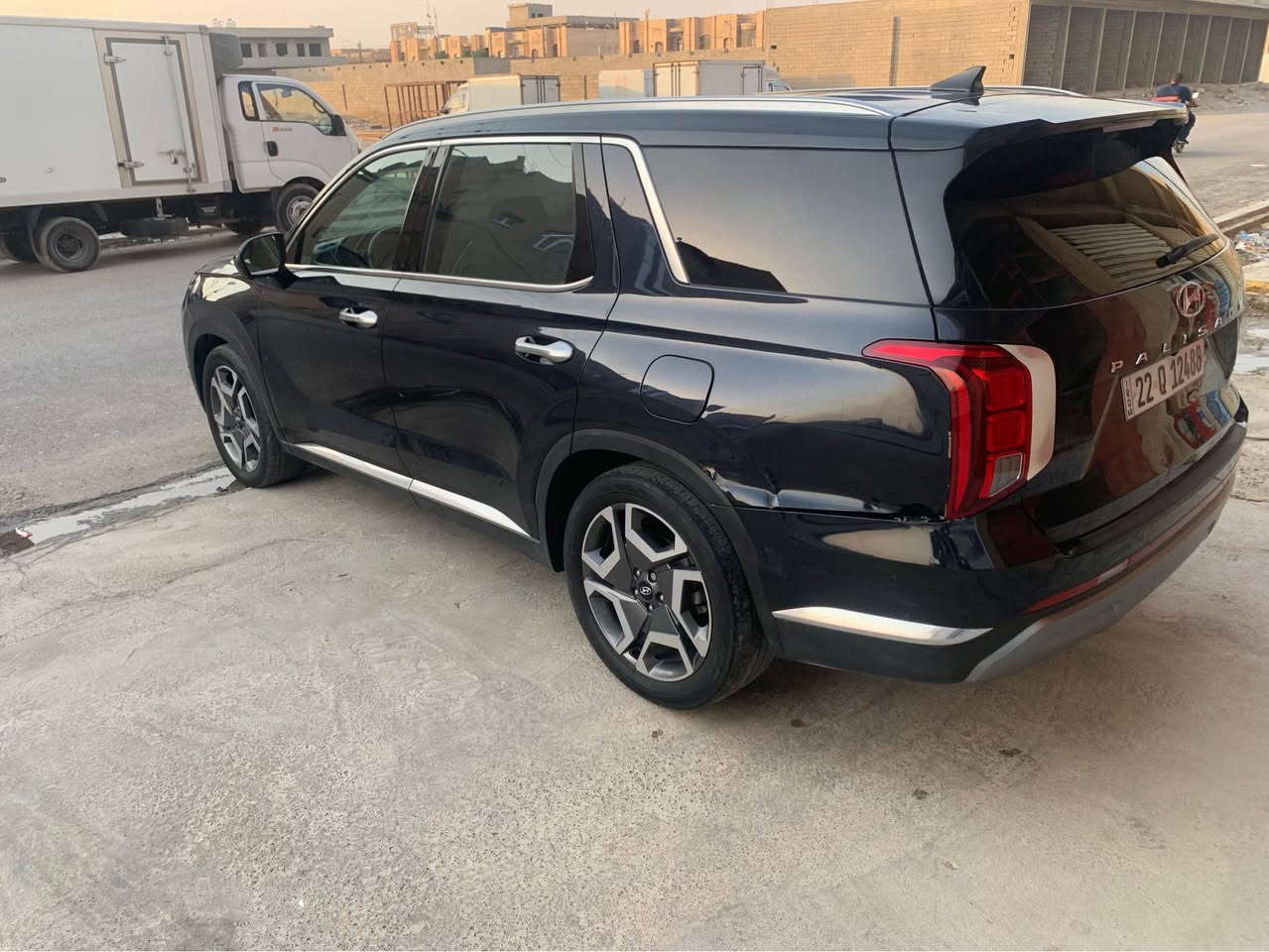 الاسلام عليكم 
بيع او مراوس بسياره اقل مستعجل على البيع شعندك سياره دزلي اهم شي رقم شمالي 
هونداي بالسايد موديل 2023 
السعر 300$ وبيها مجال 
رقم اربيل بأسمي 
السياره كلين بدون صبغ بس دعاميه وجاملغ خلف السايق يحتاج تعديل بارد يرجع بي دي ار 
السياره فول مواصفات لمتد ١/١
فتحه سقف وبانوراما 
كشن جلد منفصل سبعه راكب vib
كشنات كلها كهرباء وتدفئه تبريد كل الكشنات 
كامرات 360 
ستيرن هيتر 
خزن كشن وضعيتين 
داتا شو العداد شاشه 
داردارات امامي خلفي جانبي 
صندوق كهرباء 
بصمات ابواب 
صندوق بصمه 
تبريد مركزي
بعد مواصفات كومه لمتد السياره 
*********** 
واتساب موجود Singapore
