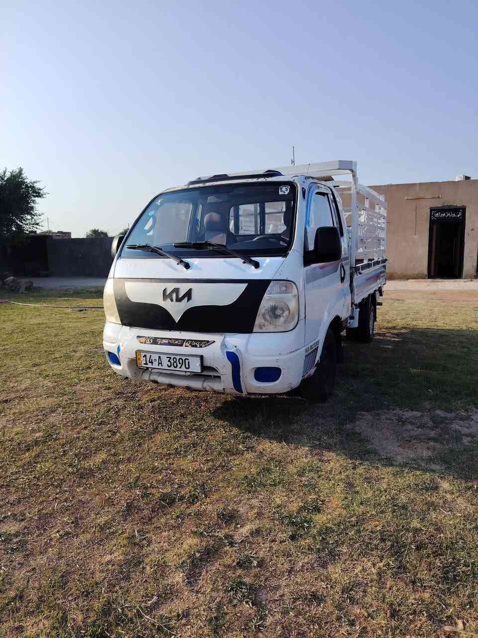 السلام عليكم. كيا 2009 مكفوله 
رقم بصره انكليزي بسمي تحويل مباشر السنويه ل2030
السعر 74وبيه مجال.العنوان الناصريه. الغراف
***********__***********-واتساب
