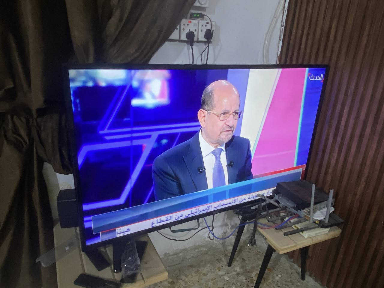 السلام عليكم ورحمة الله وبركاته
اغراض منزل نظيفة للبيع 
1-ثلاجة ميديا الوادي حجم 22 
2-شاشة بلازما حجم 55 كاملة الموصفات 
3-شاشة بلازما حجم 45 كاملة المواصفات 
العنوان بغداد الحرية 
واتساب ***********
