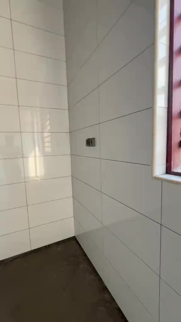 سلام عليكم🌹 ان شاء الله يعجبكم عمنه سيراميك وكافت انواع سيراميك والمرور ولكاشي لكادر الخلفات سعد سعلوو وطارق سعلوو *********** 🌹
