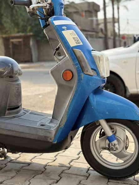 سلام عليكم دراجة (بوليس) لبيع موديل (2013)الدراجة خير من الله مكفولة كفالة عامة الدراجة بيهة  شلعة تشك الكاع شك الدراجة بلادية الدراجة نوزل مو كابريتر  مداريهة ب بانزين محسن ودهن امزول المكان بغداد المحمودية السعر مليون و250 وبيهة مجال 
(***********) بي واتساب او الاتصال ع الرقم
