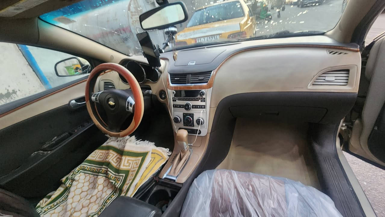 سلام عليكم ماليبو مقدس موديل ١١كير مكينه بلجيس صدر تبريد جاهز حادث باب مبدل وقطعتين صبغ بدون اريباك وداخل سياره ترايك كن شمال لجنوب عارضه ٨٥او مراوس حسب لقناعه مكاني بغداد رقم الهاتف ***********
