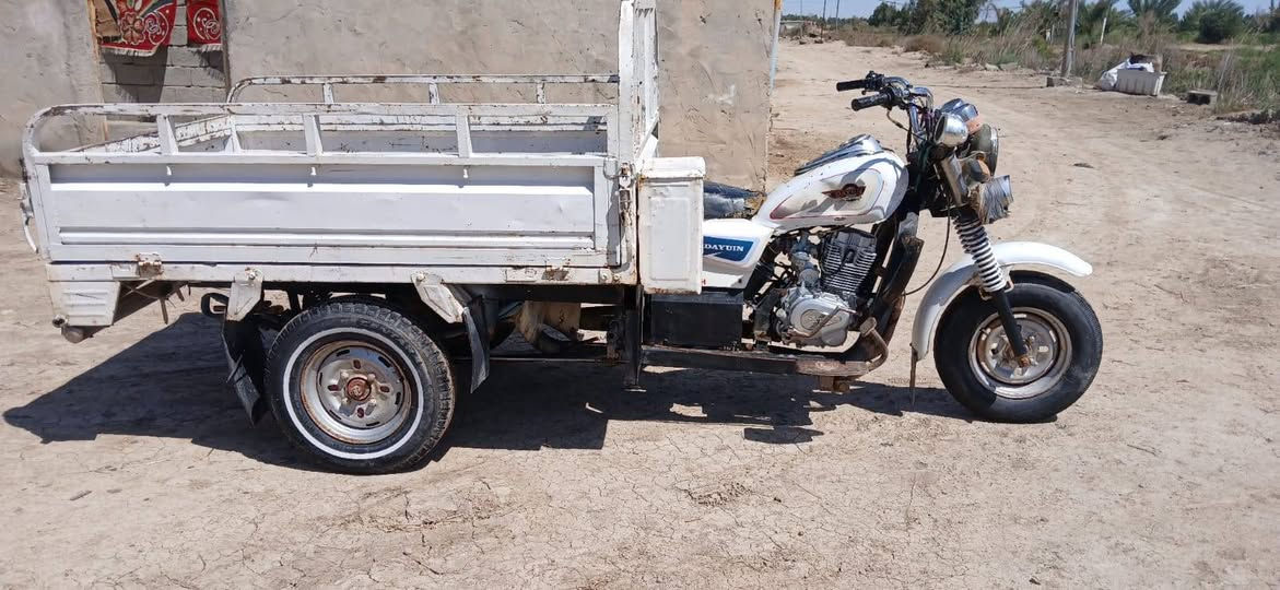 سلام عليكم ستوته موديل 14ستوته جاهزه من كلشي محرك نضيف كهرباياته كله شغاله نكره سلف ستوته رقم وسنويه ستويته الحد 28اله تصقط مداور ثاني يوم سعره مليونيه وبيه مجال رقم الهاتف ***********
