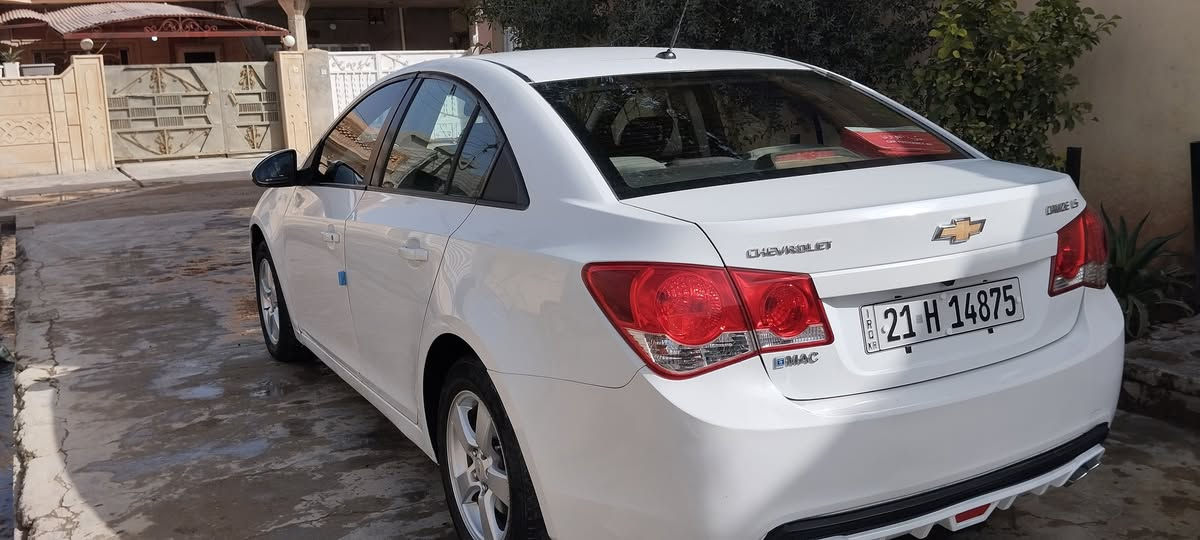 سلام عليكم شوفرليت كروز 11 خليجي محرك كير نحله نضام غاز بانزين بيها كم قطعه صبغ بسمي تحويل ثاني يوم سعرها 78 قفل من الخير  ديالى خانقين السياره جاهزه بدون نقص هذه رقمي ***********
