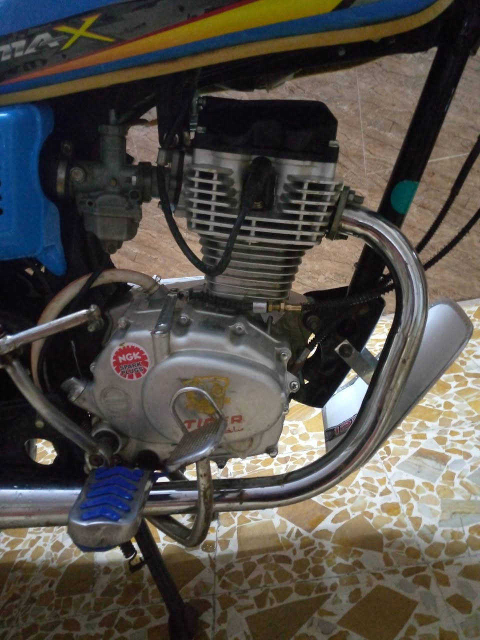 تايكر 2020
موصل الايسر حي القاهره 
***********
