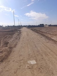 قطعه المساحه 500م  السعر 28 قطعه المساحه 600م السعر 32 07870847688