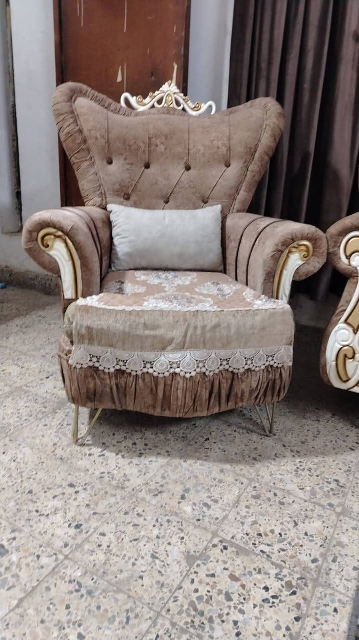 تخم 7 مقعد💺 اي ضرر مابي تسكام ثكيل سعر ,,190,,بي مجال مكان لبياع *********** يوجد واتساب
