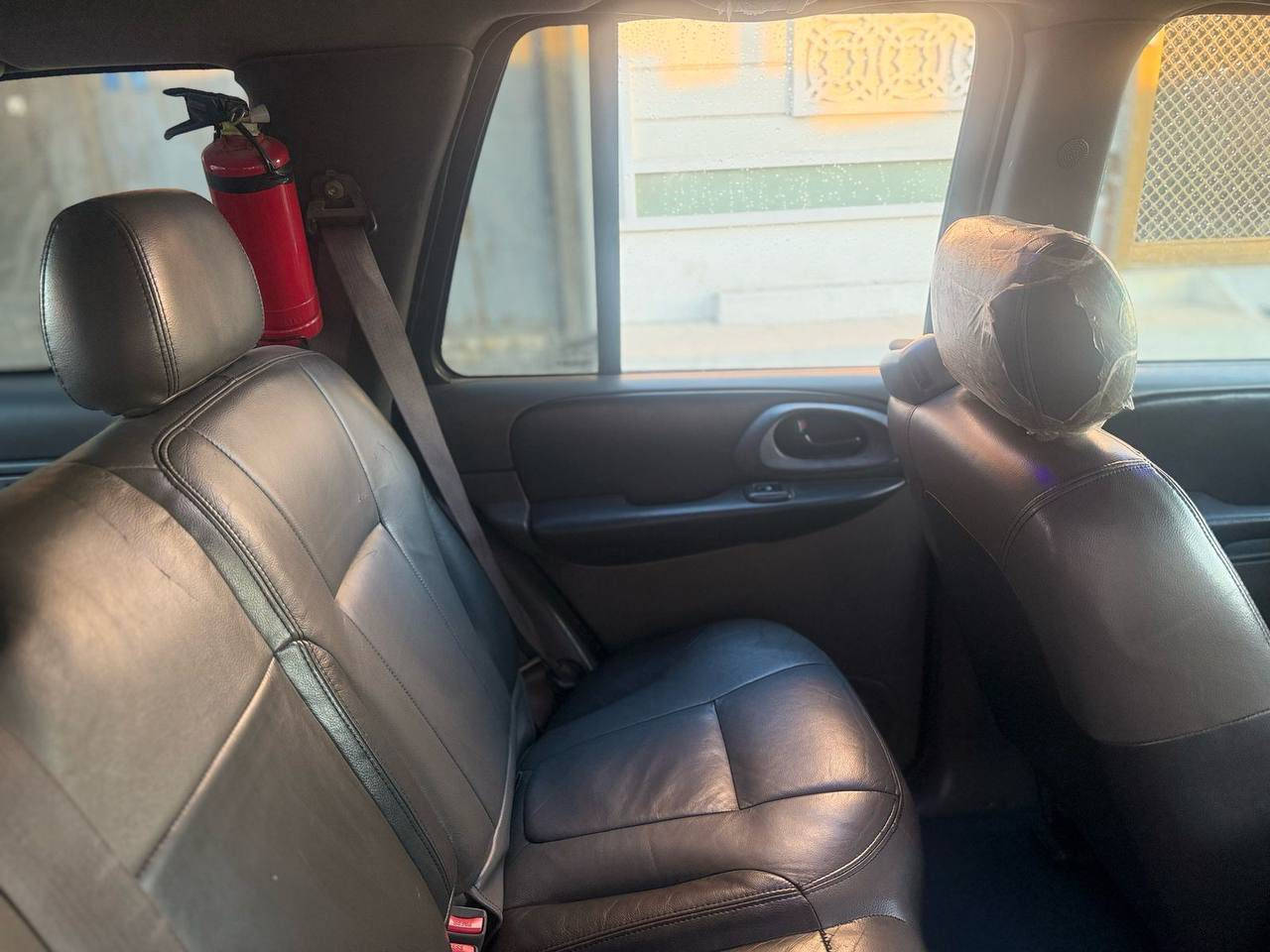 يالله سلام عليكم بلايزر  قبق اسود المرغوب للبيع امريكي وارد ياباني مكفوله كفاله عامه صبغها كلير من الشركه  فول مواصفات LTZ فول فول فتحه سقف مري تحكم  شاشه كامره بصمه تشغيل عن بعد  داخل جلد تحكم ستيرن  تدفئه كشنات تايرات حداديه جدد شرط الفحص رقم جديد سنويه ل٢٠٣٠هزه جديده رقم الدولي الجديد كل كهربائياتها شغاله مابيها اي خلل مكاني البصره السعر ١٠٥ رقمي *********** بي واتساب والخاص مفتوح
