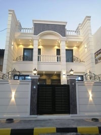 كادر لبخ • ديكورات واجهات • مبيت بالموقع