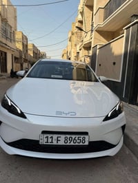 seal 5 الممشى 9000 السياره جديده في وضع الشركه  السياره رقم بغداد ب اس...