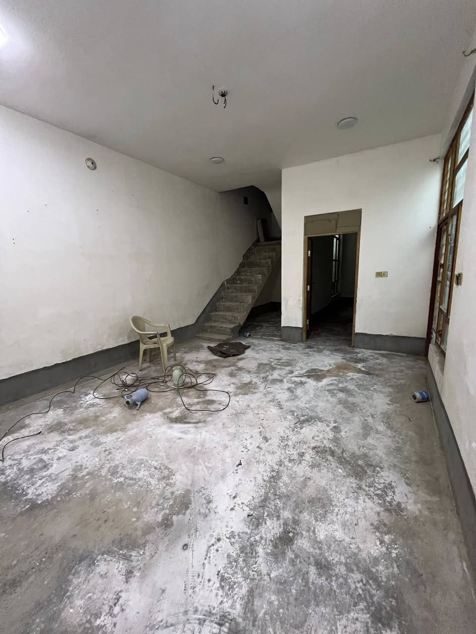 دار للأيجار 225 الف دينار
دار للأيجار مساحة 135 متر 
بي غرفة وصاله وستقبال وكراج سياره 
وحمام ومناور ثنين 
ارضية صبة

عنوانة انبار فلوجة حي جبيل 
قرب استداره الجسر الثالث قريب علا شارع العام 

***********
***********
