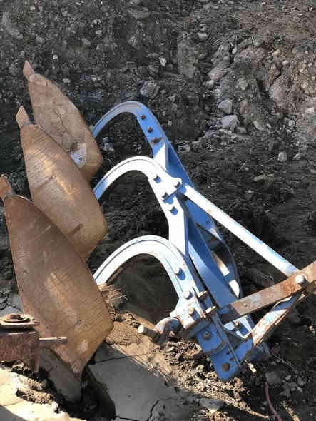 البیع   بۆفرۆشتن گاسنی تورکی رقم 12توزیع منزمە مالی دوستە بەشەرتی ئیش عینوان خەلیفان الربیل 
***********___________***********
