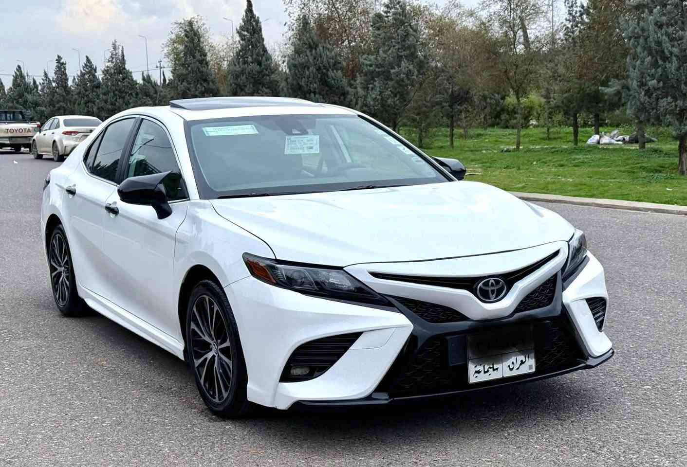 كامري موديل 2019 SE سلايت فول
***********__***********
سيارة واحد جاملغ و شبر باب صبغ 
السعر :  186  $  ورقة يه

93000 ميل ماشية
مواصفات امريكي سلايت فوول
فتحة سلايت رادار وكشن كهربائي و  شاشة و كاميرا و حساس فوليوم و بلاجكتور ولايت زينون
 وتحديد سرعةو بلاجكتورو Eco
‎
‎ساكن  / اربيل
————————————
كامري موديل 2019 SE سلايت فول
يه ك جاملغ و بستيك ده رگاي بؤياغه
نرخي :  186  $  وه ره قه يه

93000 ميل رويشتووه 
مواصفات  ئه مريكي  سلايت فوول 
سلايته و رادارو كوشن كاره باي  ولايت زينون و 
شاشة و كاميرا و حساس فوليوم 
تحديد سرعة وEcoو بلاجكتورو
شوينم له  هەولير
***********__***********
