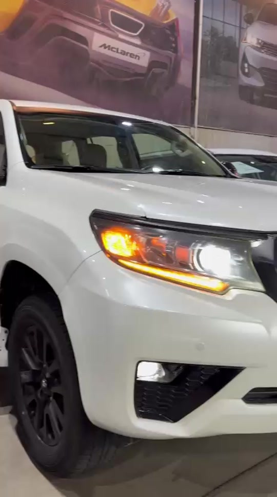 🚘🔥برادو 2018 📅 الاحد /28/2026   جميع التفاصيل والمواصفات موضحة داخل الفيديو ✨ شاهد الفيديو للنهاية وتعرّف على مواصفات السيارة كاملة. للاستفسار : ☎ 6322 ☎ *********** ☎ *********** ☎ *********** ☎ *********** ☎ *********** ☎ *********** #BYD #اكسبلوررررررر #سبورتج #بغداد #سيارات #اكسبلور #هايبرد #محافظات_العراق #العراق #سيارات_العراق #النترا #tiktokiraq #لانكروزر #كامري #سيارات_فخمة #تاهو #fyp #كاس_العالم
