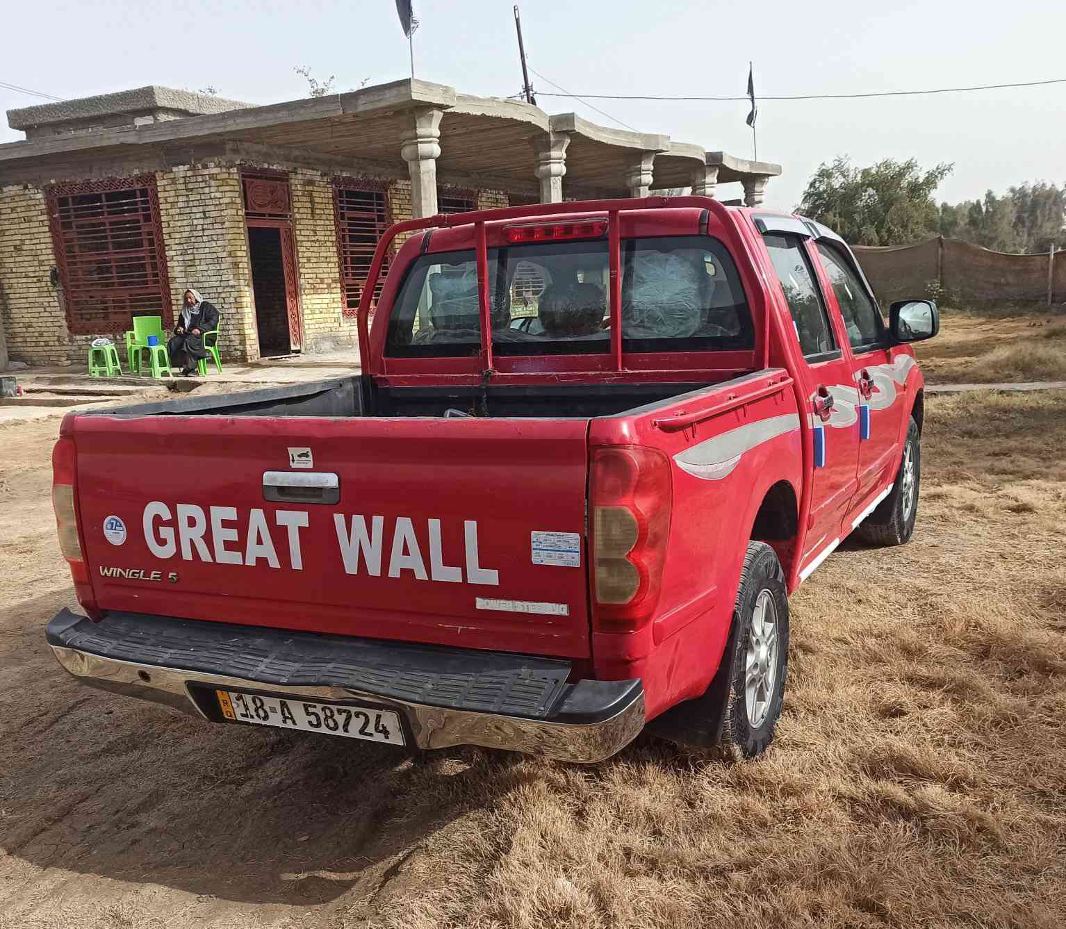 من رخصت الادمن المحترم كريت ول  موديل 12بابل انكليزي شرط التحويل مكفوله من الضربه  والتبديل بيه رشات صبغ بسيطه تخم تاير حداديه  غرفه نظيفه جدا تدفئه تبريد شرط السعر 65وبيه مجال المكان بابل اتصل على الرقم *********** واتساب موجود
