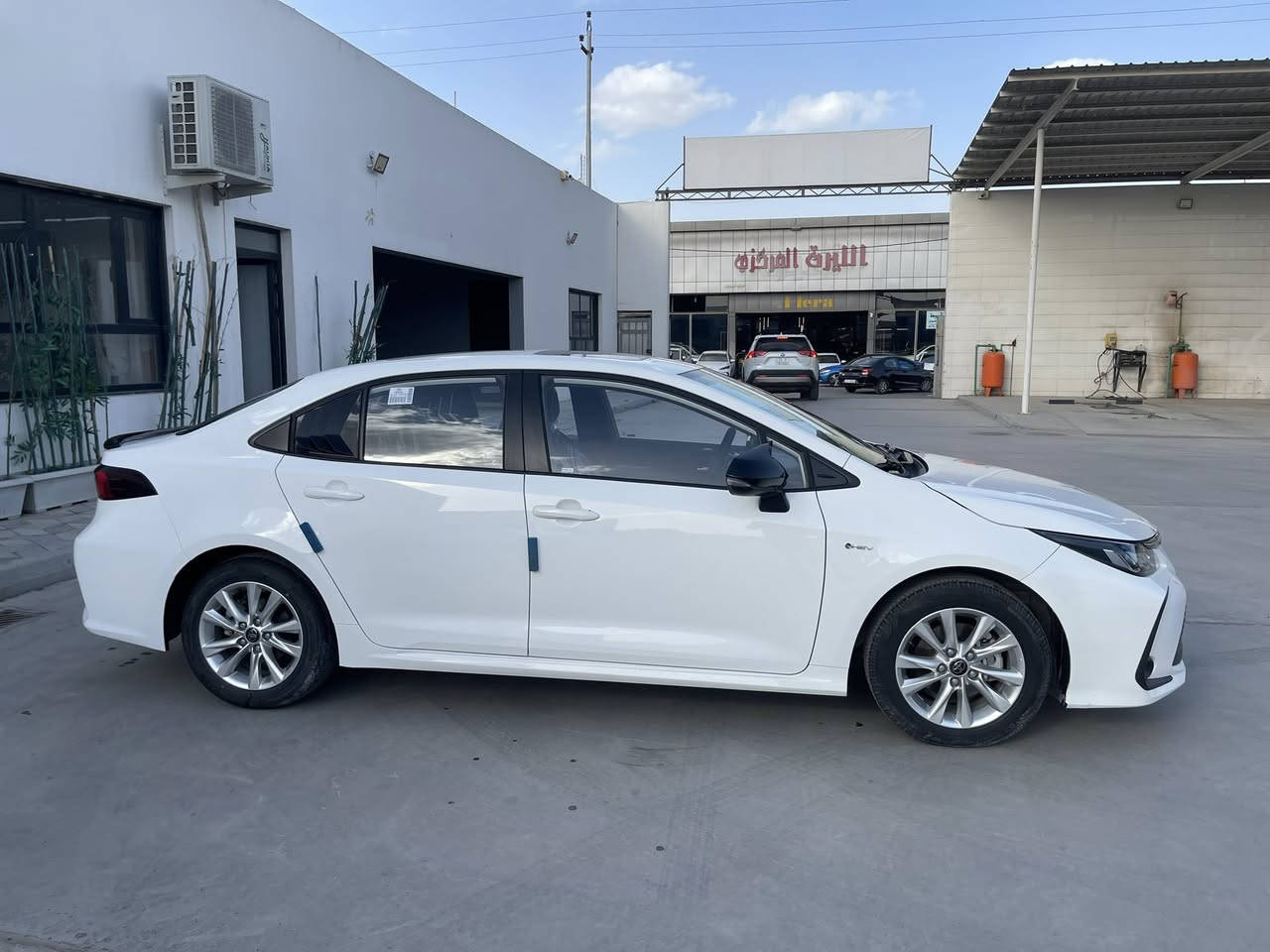 السلام عليكم كورلا هاي برد شكل الخليجي موديل 2024 ماشيه 24الف مكفوله كفاله عامه بدون بارد عده شخط بلباب مال سايق على كد نص اصبع تحويل مباشر جاهزه من كلشي الموصفات فتحا رادار توقف ذاتي تحديد مسار شاشه كار بلي هندبريك دكمه اوتو السياره جديده السعر ب 148 ورقه العنوان بغداد البياع ***********/***********
