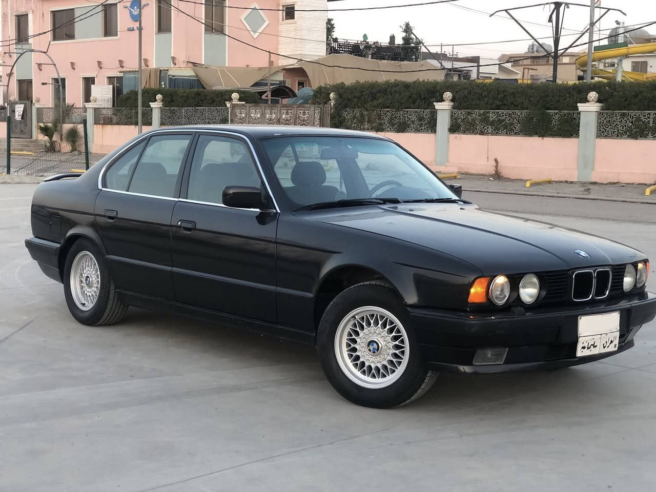 BMW 1992 525i
بي ام دبليو موديل 1992 حجم 525i مسكر فانوس 
كير اوتوماتيك ، كير و محرك جدد حاويه  
تبريد تدفئه بشرط ، 4 جام كهرباء 
تخم تاير جديد صدر جديد كهربائيات شغال بشرط 
سياره جاهزه بدون نقص
صبغ عام للجماليه ، مكفوله من الحادث 
رقم سليمانيه سنويه لل28 شرط التحويل 
مكان السياره اربيل 
***********
