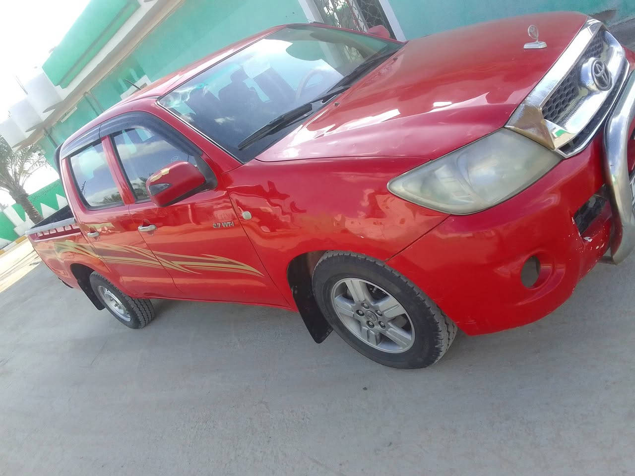 للبيع تويوتا هايلوكس 2010 رقم بغداد بسمي سنويه وارقام وهزه جديد كير اتوماتيك كويتي محرك مامفتوح ماشيه 240
كير محرك اكسل تخم تاير تدفئه وتبريد 

بيه صبغ قطعه الباب الخلفي بدون دواخل بغداد المشاهده ***********
