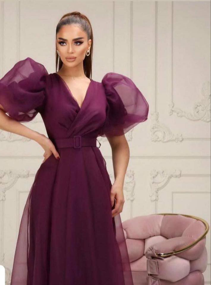 السلام عليكم
فساتين تركيه🇹🇷
 تصفية مخزن باقي عدد حوالي ٢٨٠ قطعه 
كل موديل بيه اكثر من لون
الي حاب يفتح بيج ويترزق او عده محل 
سعرهن جوه السوككك🔥🔥
لل استفسار ***********فقط واتساب
