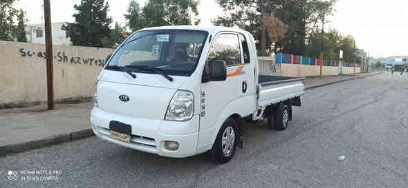 کیا دووتەنی  2700مۆدیل 2011 گێڕ عادی جام کارەبایی ڕەقەم سلیمانی سەنەوی بەسەرچووە بەناوخۆمانەوەیە گێڕومەکینەوئەکسل و شەنسی بێ عەیبەسەرف وبوخاری نیە سەیارەکە هەیکەلی زۆر جوانە دەعمولێدراوی نیە دووپەڵەی بچوک بۆیاخی هەیە بێ ناوگرتن ماڵی کاسپیە تەحویل و غرامەو زەریبەی بەشەرت سعری 89 گەڵاو مجال شوێن هەڵەبجەی تازە 
***********
*********** دار بنديهكان
