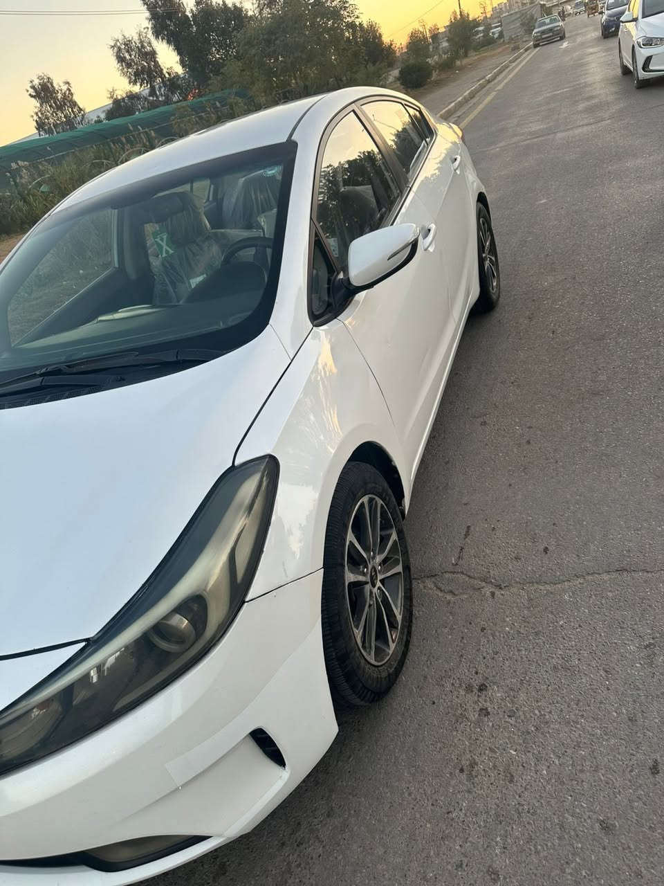 سيراتو خليجي 2017بيهه قطع صبغ بدون دواخل سونارها مرفق ب صور محرك1600 دوش جاهزه مابيهه نقص السعر110
رقم ***********
