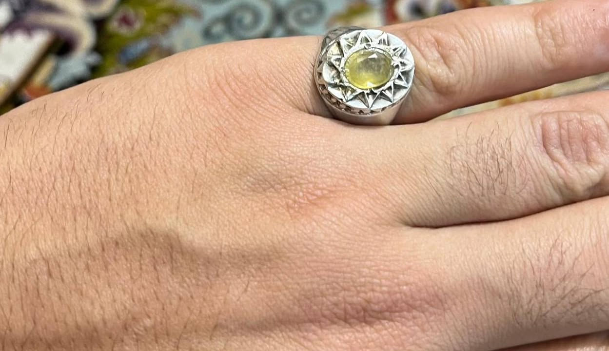 السلام عليكم 
محبسين فضه ٩٢٥ للبيع 
السعر ١٠٠ الف للمحبسين 
واذا عندك فضه مراوس تعال خاص


**إذا كنت صاحب هذا الإعلان وتريد حذفه لأي سبب، رجاءا أرسل رسالة إلى الدعم الفني**