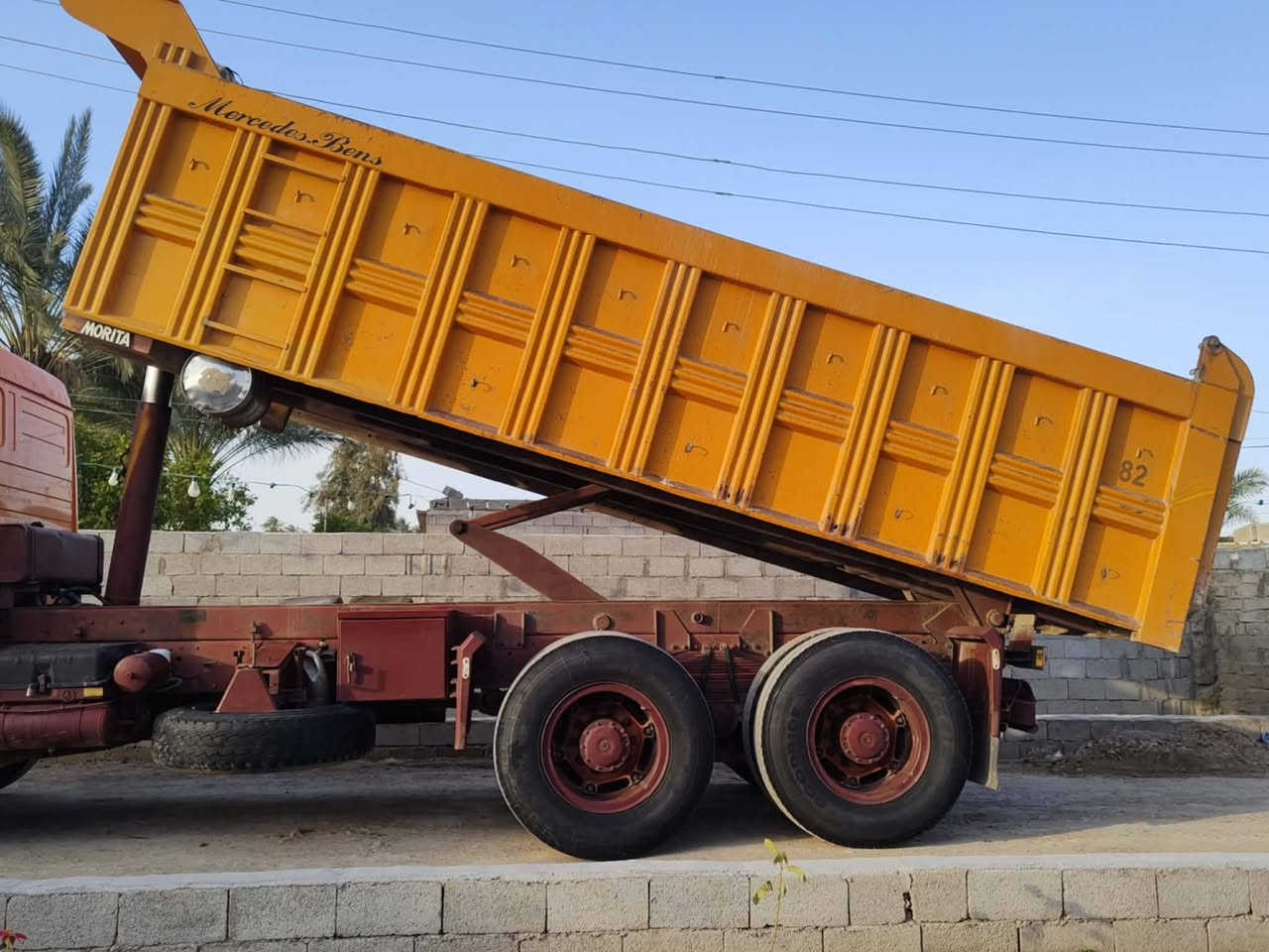 البي موديل ٨٢ محدثه قماره ومكينه وگير 
قماره كرواتي 
محرك ٣٥ دبل سوبر 
گير ١٦٠ 
مجموعه جي اف
رقم واسط بالأسم 
سنويه لسنة ٢٨
برماغ ابو الربع 
قلاب بلادي 
قلاب الماني 
تخم تاير 
دبل قمارة 
شاصي مكفول من الصبغ والفطر 
مكينه ستندر 
التواصل الاتصال على الرقم 
***********
