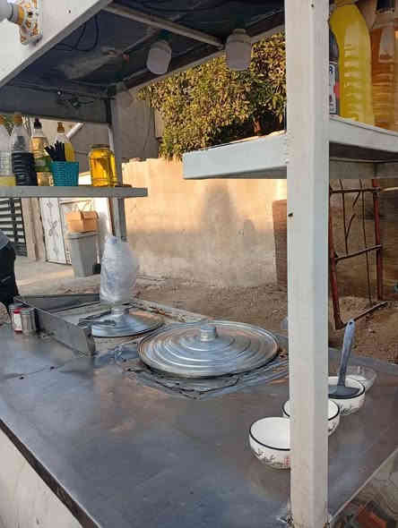 سلام عليكم
عربانة لبلبي للبيع كامله مابيهه اي نقص 
السعر ١٢٥ وبيهه مجال
***********
