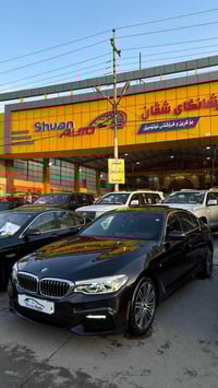 بي ام 530i • ٢٠١٩ • M باكج