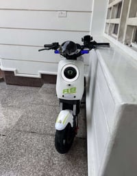 R9  السلام عليكم  للبيع دراجة R9 حالة نظيفه   موديل 2025   بدون شخوط  ...