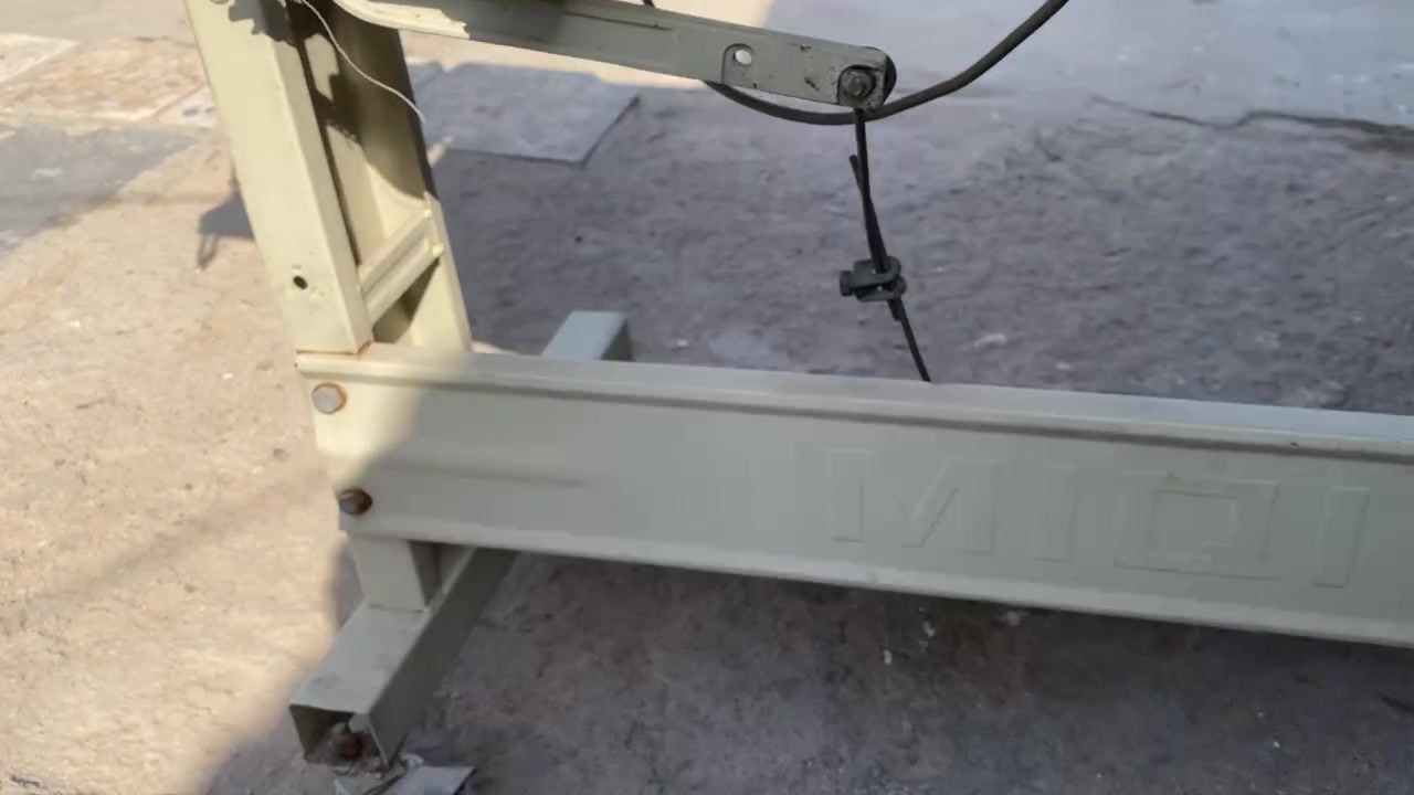 مكينة خياطة  اخو الجديد شرط الشغل


**إذا كنت صاحب هذا الإعلان وتريد حذفه لأي سبب، رجاءا أرسل رسالة إلى الدعم الفني**