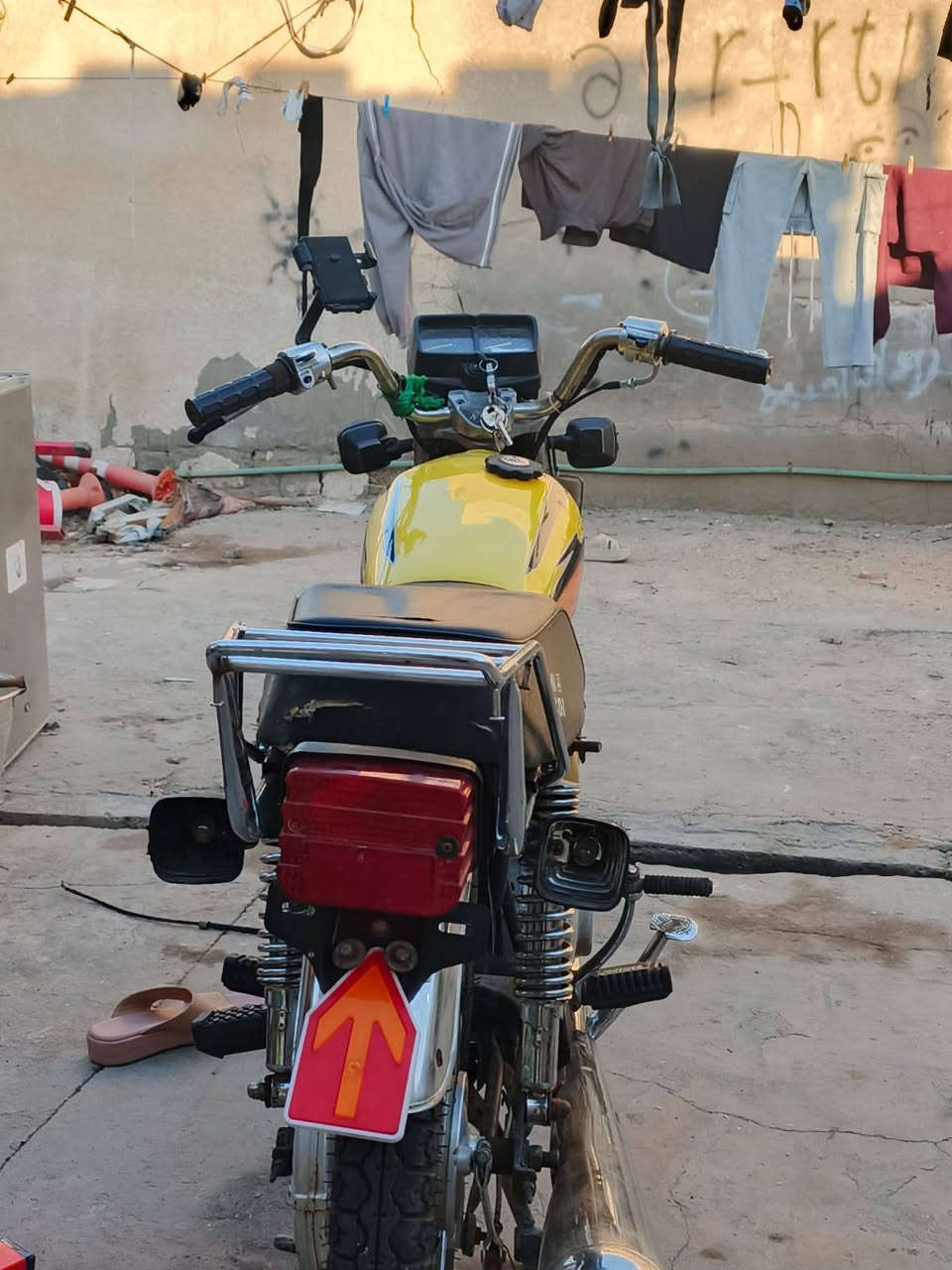 دراجه ايراني ادوات للبيع  سعر 350الف بصره كرمه علي ***********
