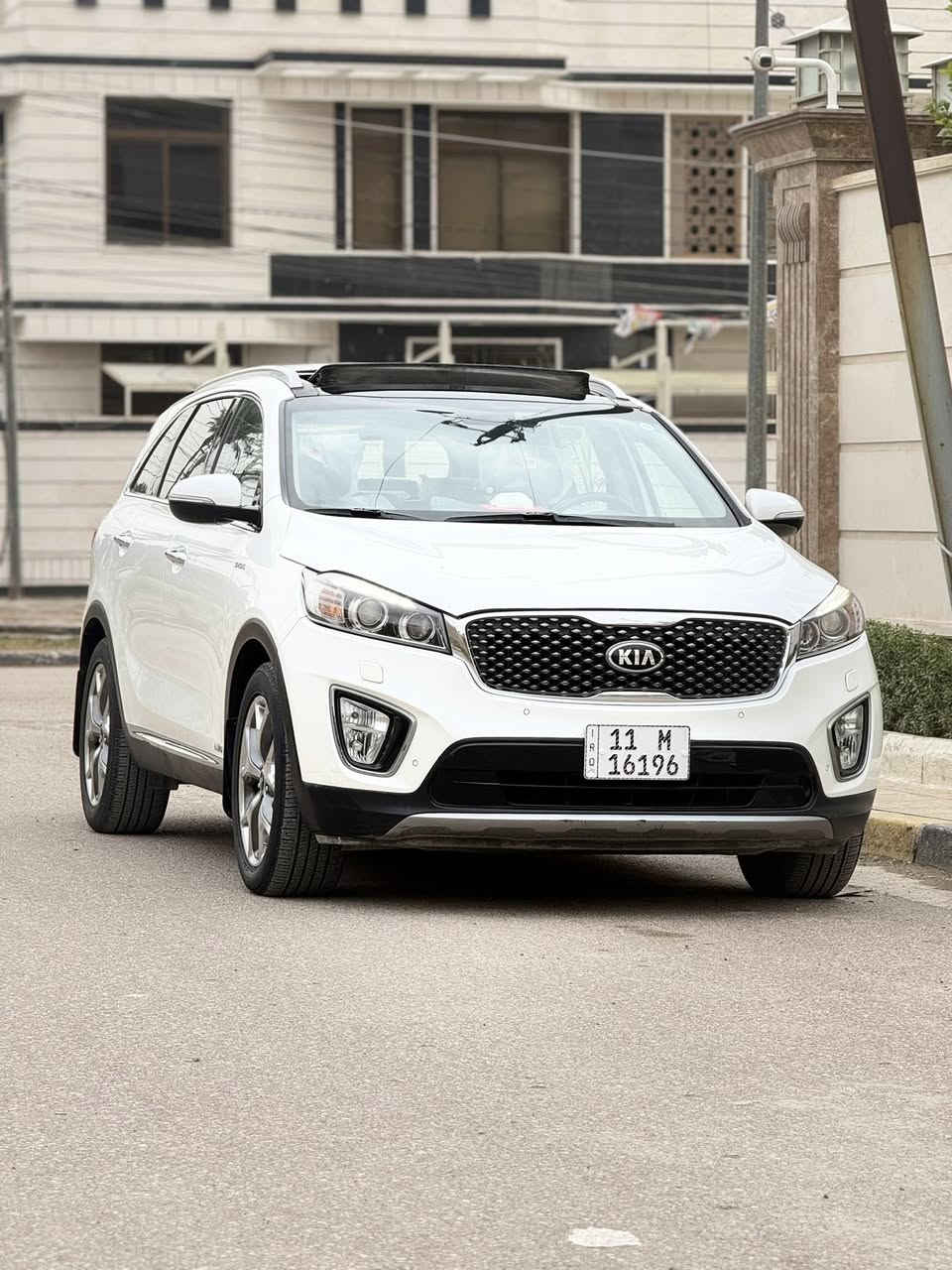 سورنتو ١٦ خليجي  رقم بغداد بسمي
فول مواصفات  واحد ع واحد 
مكفولة كفالة عامة فقط بارد
محرك  والكير كفالة عامة 
عداد المسافة 99 حقيقي 
 المواصفات 
ستة سلندر 
٧راكب 
فور ويل 
٣ قطع تبريد 
جنطة كهربائية 
بصمة تشغيل 
ابواب بصمة
مرايات شفط مع اشاير 
زراك لايت 
بانو راما 
مري شفط 
علامة سورنتو بدوسة ضوئيه
حساسات امامي
حساسات خلفي
٤ انضمة تشغيل سبورت ...ايكو.... عتيادي... ادشن
٥ ويل كروم
شاشة 
جي بي اس
فول تحكم ستيرن 
نضام تثبيت السرعة
مكينة وكير وحدادية كلش جديده
زنون عالي  ناصي 
كشافات ضباب
كشن السايق ولراكب كهربائي
كامرة دوارة خلفية
كشن امامي خلفي تدفئة وتبريد 
ونعتذر عن الاطالة بعد بيه مواصفات 
العنوان بغداد
السعر ٢١٢
رقم صاحب السيارة ***********
